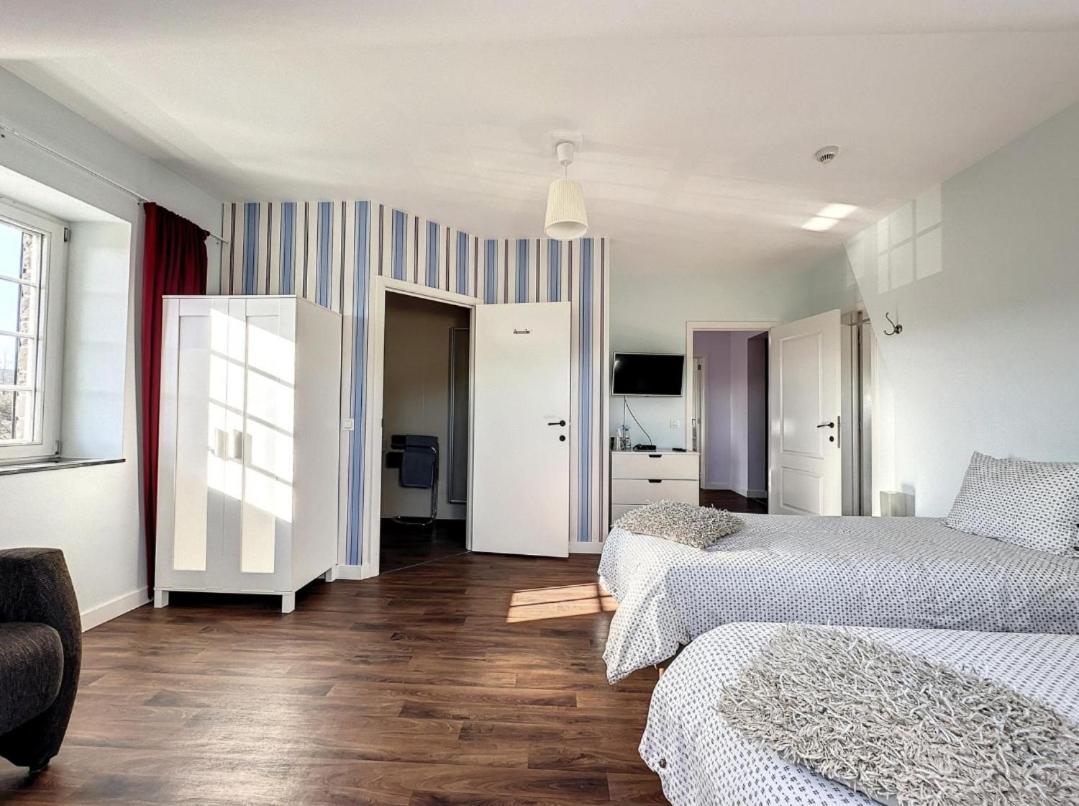 マネイ La Cour De Grandmenil Bed & Breakfast エクステリア 写真